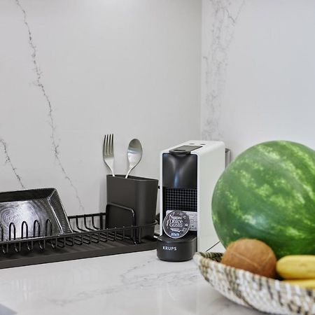 Horizon Seaside Living Apartment Nea Iraklitsa Bagian luar foto